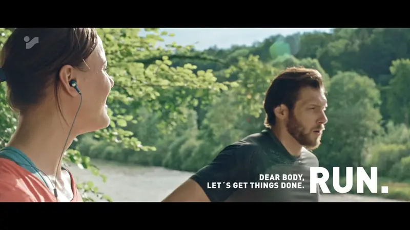 Läufer in einem Werbespot für Intersport International